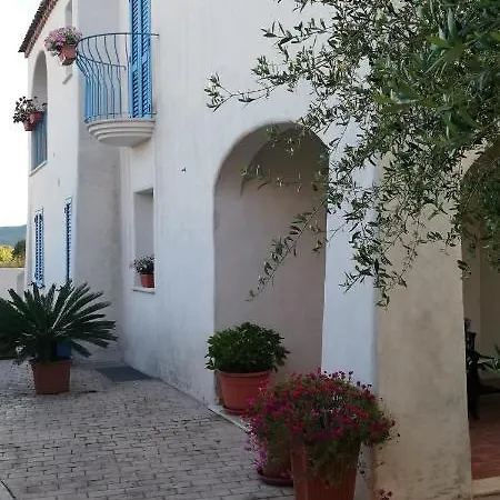 Casa Romy Apartment *