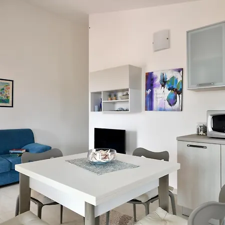 דירה Casa Romy לוצוראי